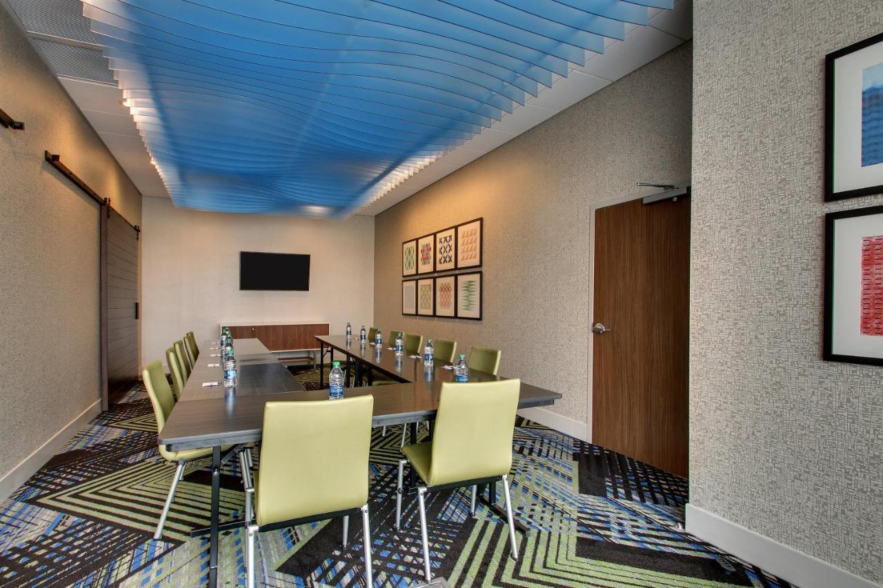 Holiday Inn Express & Suites Findlay North, An Ihg Hotel Экстерьер фото